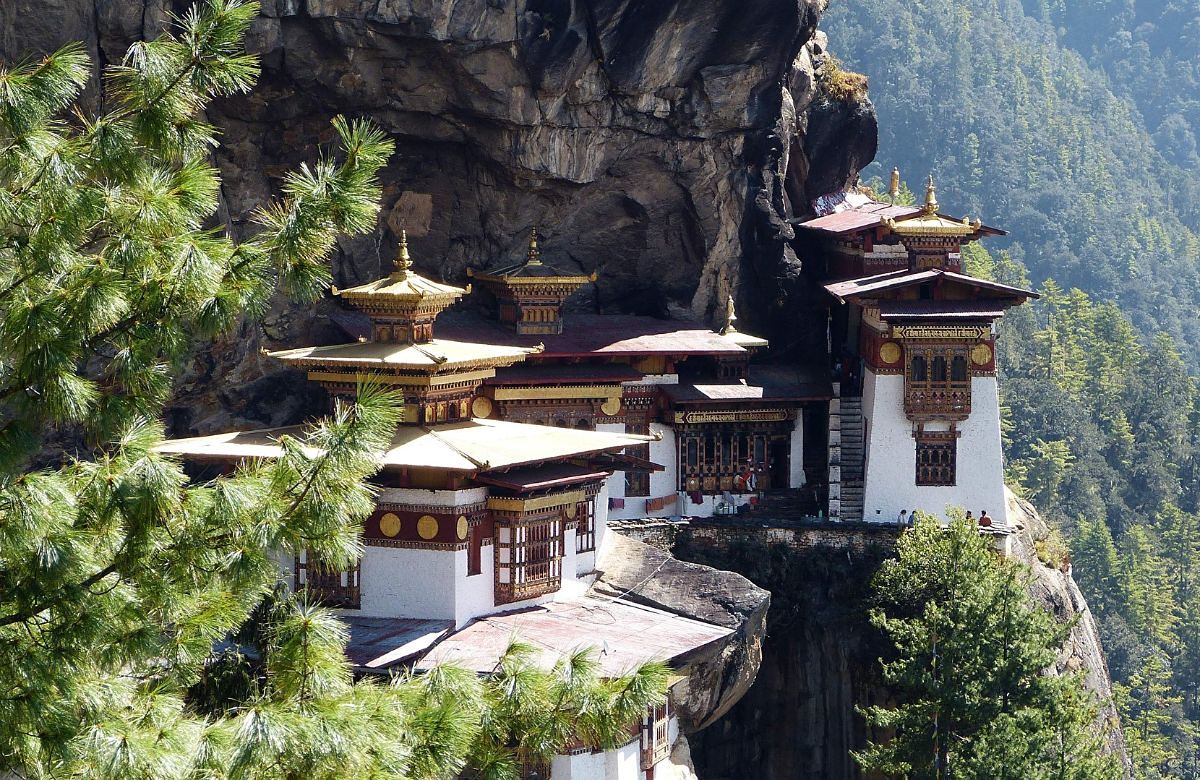 The Taktsang viewpoint above the Paro valley
