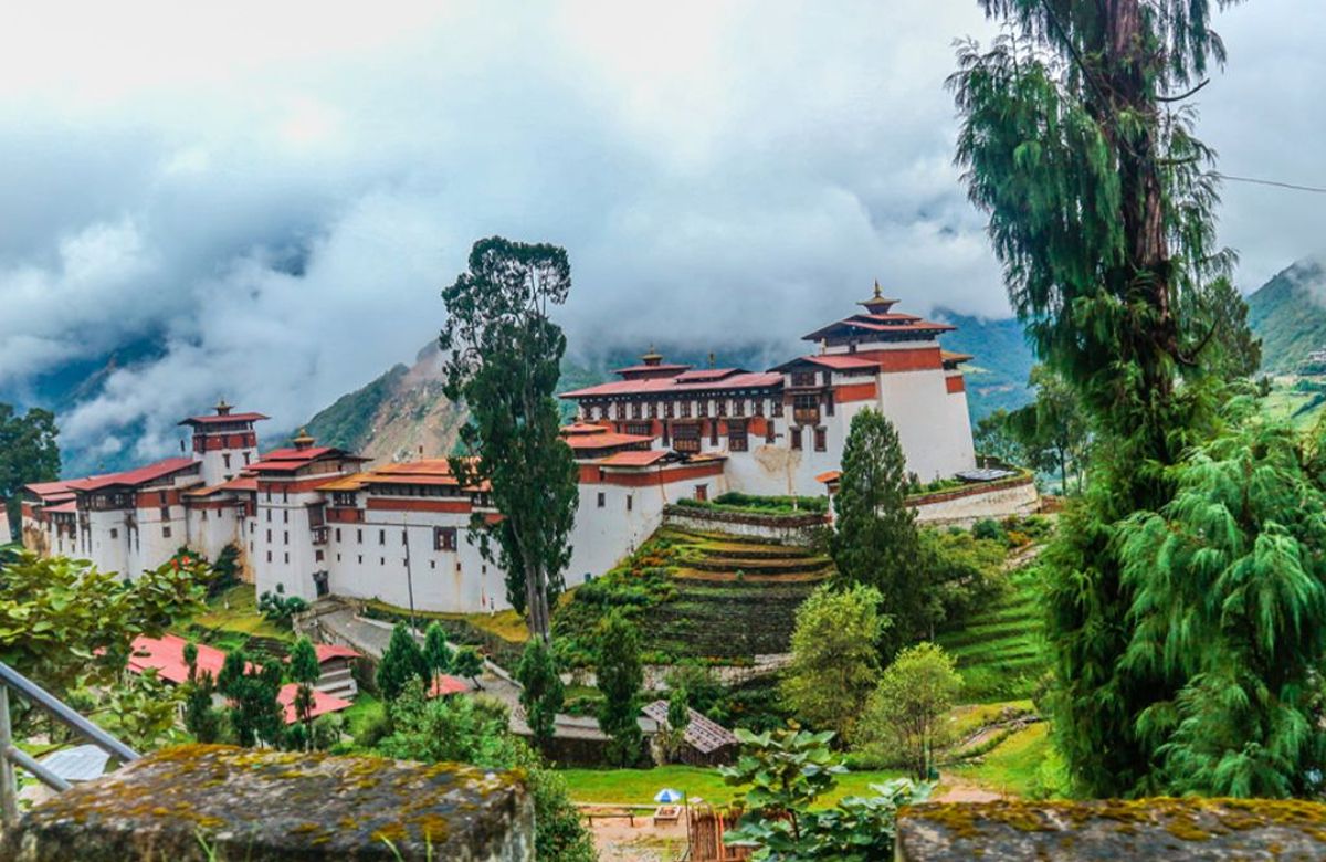 Trongsa Dzong above the Mangde Chhu gorge in central Bhutan